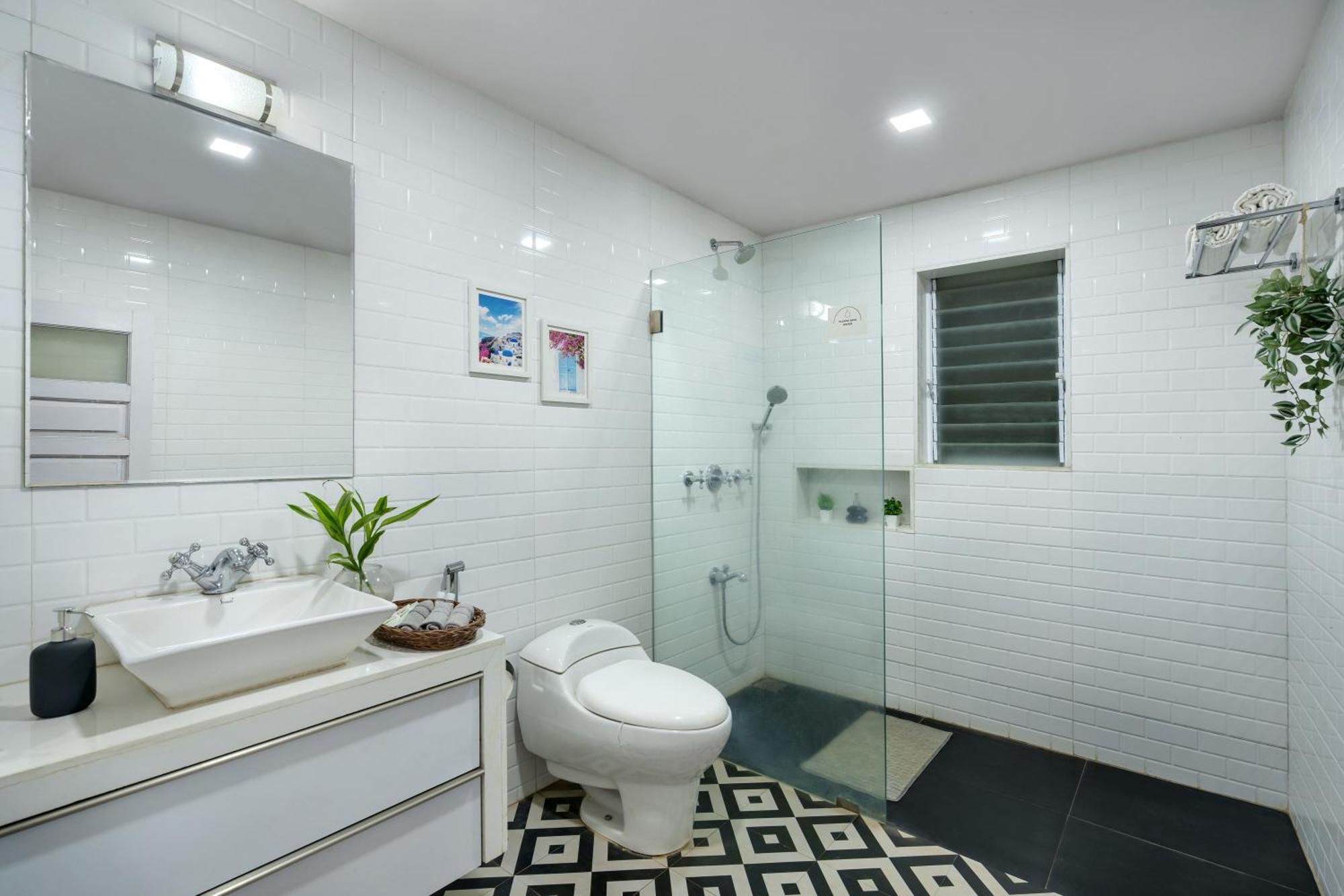 Stay Leisurely Peace Lily Cottage Jacuzzi 2Bhk, 卡尔贾特 外观 照片